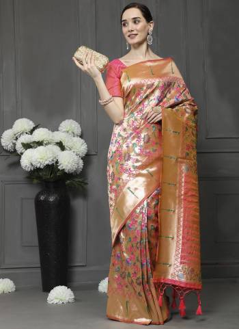 Garb These Party Wear Saree in Fine Colored.These Saree And Blouse is Fabricated On Banarasi Soft Silk.Its Beautified With Weaving Fancy Meena Jari Designer.