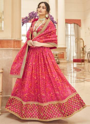 For A Designer Look,Grab These Lehenga Choli in Fine Colored.These Lehenga Are Organza And Blouse Are Fabricated On Art Silk Pair With Organza Dupatta.Its Beautified With Designer Thread,Dori,Sequance Embroidery Work.