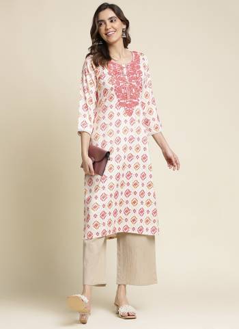 Atrective These Beautiful Looking Readymade Long Kurti.These Kurti is Fabricated On Poly Rayon.Its Beautified With Designer Printed With Embroidery Work.