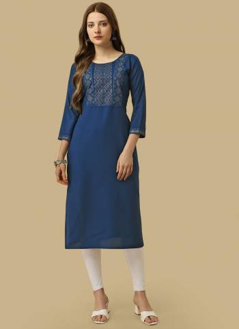 Grab These Beautiful Looking Readymade Kurti.These Kurti is Fabricated On Rayon.Its Beautified With Designer Neck Printed With Hand Work.