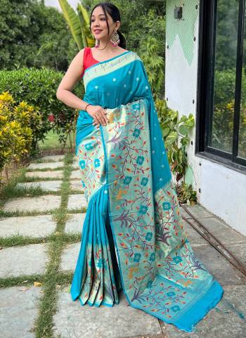 Attrective These Party Wear Paithani Saree With Contrast Blouse in Fine Colored.These Saree And Blouse is Fabricated On Soft Silk.Its Beautified With Weavon Paithani Meenakari Designer.