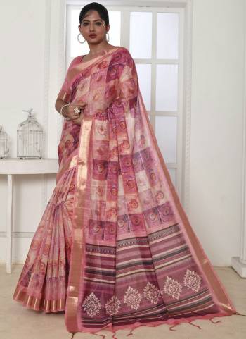 Garb These Party Wear Saree in Fine Colored.These Saree And Blouse is Fabricated On Tussar Silk.Its Beautified With Weaving Jari Border With Designer Printed.