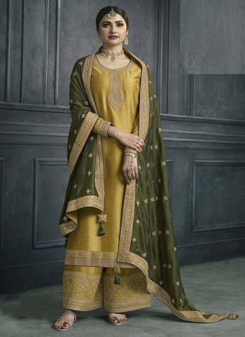 Attrective These Designer Plazzo Suit in Fine Colored Pair With Bottom And Dupatta.These Top And Dupatta Are Fabricated On Silk Georgette Pair With Silk Georgette Bottom.Its Beautified With Santoon Inner.Its Beautified With Heavy Designer Embroidery Work.