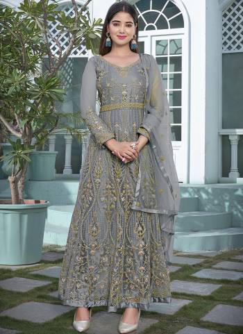 Attrective Looking These Anarkali Suit in Fine Colored Pair With Bottom And Dupatta.These Top And Dupatta Are Fabricated On Butterfly Net Pair With Japan Satin Bottom And  Inner.Its Beautified With Heavy Designer Embroidery Work.