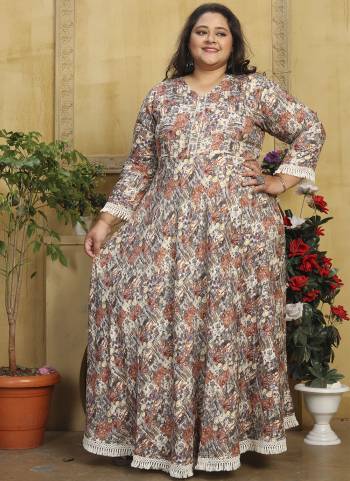 Grab These Beautiful Looking Readymade Long Kurti.These Kurti is Fabricated On Rayon.Its Beautified With Designer Printed.