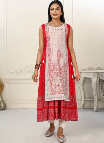 Grab These Beautiful Looking Readymade Kurti With Jacket And Inside Extra Sleeve.These Kurti is Fabricated On Cotton And Jacket Are Chanderi.Its Beautified With Designer Printed.