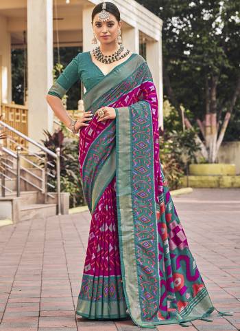 Garb These Party Wear Saree in Fine Colored.These Saree And Blouse is Fabricated On Cotton Silk Pair.Its Beautified With Designer Foil Printed.