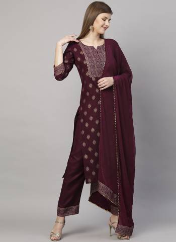 Grab This Readymade Suits In Fine Color Top And Bottom Are Rayon And Dupatta Are Georgette Fabricated Beautified With Printed Designer. It Is Light In Weight And Easy To Carry All Day Long. 