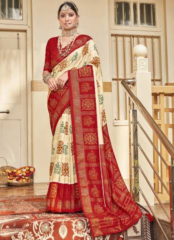 Garb These Party Wear Saree in Fine Colored.These Saree And Blouse is Fabricated On Cotton Silk Pair.Its Beautified With Designer Foil Printed With Diamond Work.