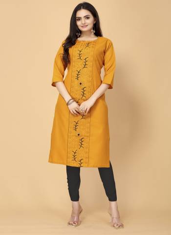 Grab These Beautiful Looking Readymade Kurti.These Kurti is Fabricated On Cotton Slub.Its Beautified With Designer Embroidery Work.