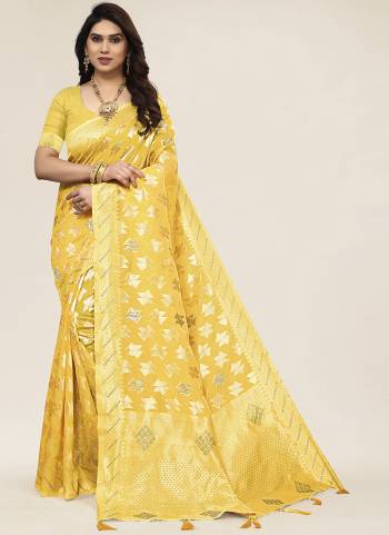 Looking These Party Wear Saree in Fine Colored.These Saree And Blouse is Fabricated On Cotton.Its Beautified With Weavon Designer.