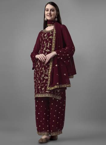 Garb These Salwar Suit in Fine Colored Pair With Bottom And Dupatta.These Top Are Faux Georgette And Bottom Are Fabricated On Faux Georgette Pair With Faux Georgette Dupatta.Its Beautified With Santoon Inner.Its Beautified With Heavy Designer Embroidery Work.