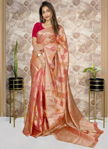 Attrective Look These Saree in Fine Colored.These Saree And Blouse is Banarasi Silk Fabricated.Its Beautified With Weaving Jari Designer.