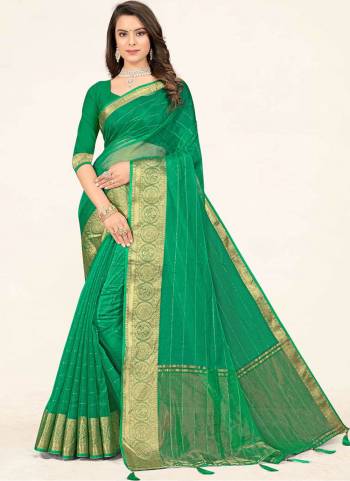 Looking These Party Wear Saree in Fine Colored.These Saree And Blouse is Fabricated On Organza.Its Beautified With Weavon Designer.