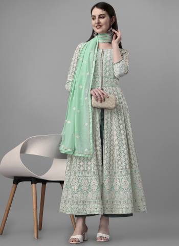 Garb These Salwar Suit in Fine Colored Pair With Bottom And Dupatta.These Top Are Faux Georgette And Bottom Are Fabricated On Faux Georgette Pair With Faux Georgette Dupatta.Its Beautified With Santoon Inner.Its Beautified With Heavy Designer Embroidery Work.