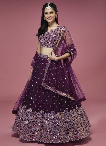 Garb This Partywear Lahenga Choli Fine Color.These Designer Choli Fabric Are Net And Lahenga Net And Dupatta Net In Fabricated Beautified With Attrective Thread,Sequance Embroidery Work. Buy Now.