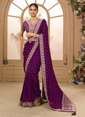 Look These Saree in Fine Colored.These Saree Are Vichitra And Blouse is Fabricated On Dupion Pair.Its Beautified With Designer Heavy Jari,Sequance Embroidery Work Lace Border And Blouse.