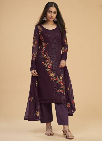 Grab These Suit in Fine Colored Pair With Bottom.These Top And Dupatta Are Fabricated On Georgette Pair With Santoon Bottom.Its Beautified With Heavy Designer Multy Thread,Sequance Embroidery Work.