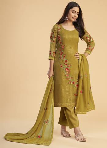 Grab These Suit in Fine Colored Pair With Bottom.These Top And Dupatta Are Fabricated On Georgette Pair With Santoon Bottom.Its Beautified With Heavy Designer Multy Thread,Sequance Embroidery Work.