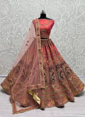 For A Fancy Designer Look,Grab These Lehenga Choli With Dupatta in Fine Colored.These Lehenga And Choli Are Bridal Net And Dupatta Are Fabricated On Soft Net Pair.Its Beautified With Designer Fancy Multy Thread,Sequance,Dori Embroidery,Diamond Work.