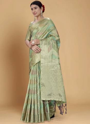 Look Attrective These Designer Party Wear Saree in Fine Colored.These Saree And Blouse is Fabricated On Organza.Its Beautified With Wevon Jari Designer.