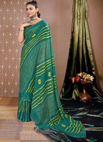 Attrective These Printed Designer Saree in Fine Colored.These Saree Are Chiffon And Blouse is Fabricated On Art Silk Pair.Its Beautified With Designer Printed.