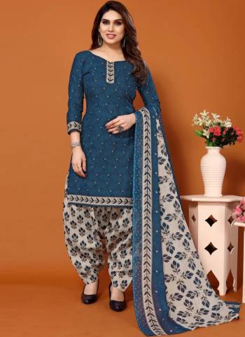 Grab These Suit in Fine Colored Pair With Bottom And Dupatta.These Top And Dupatta Are Fabricated On Cotton Pair With Cotton Bottom.Its Beautified With Designer Printed.