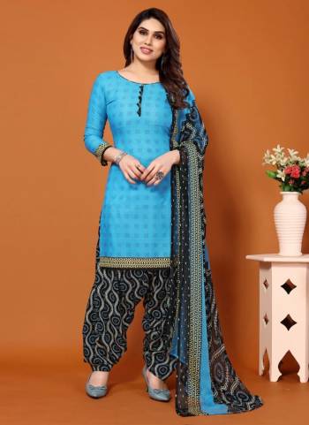 Grab These Suit in Fine Colored Pair With Bottom And Dupatta.These Top And Dupatta Are Fabricated On Cotton Pair With Cotton Bottom.Its Beautified With Designer Printed.