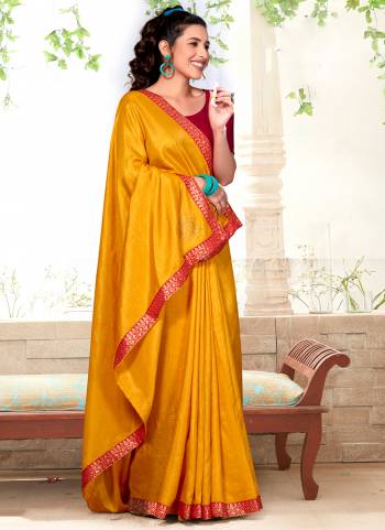 Attrective Saree in Fine Colored.These Saree Are Vichitra And Blouse is Fabricated On Vichitra Pair.