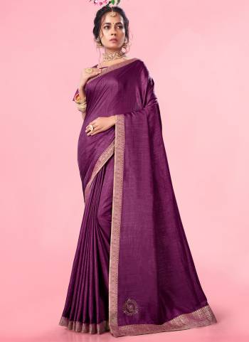 Attrective Saree in Fine Colored.These Saree Are Vichitra Silk And Blouse is Fabricated On Vichitra Silk Pair.