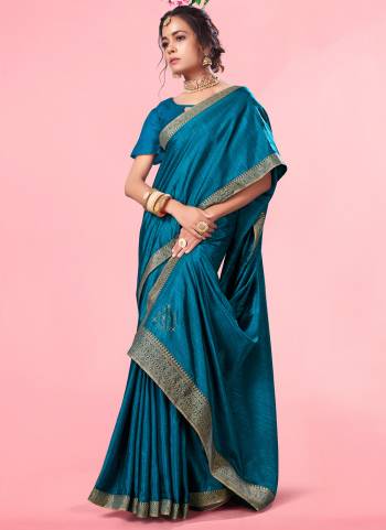 Attrective Saree in Fine Colored.These Saree Are Vichitra Silk And Blouse is Fabricated On Vichitra Silk Pair.