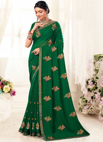 Attrective Saree in Fine Colored.These Saree Are Blooming Georgette And Blouse is Fabricated On Blooming Georgette Pair.