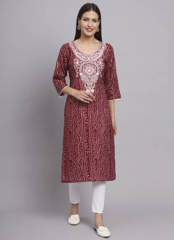 Grab These Beautiful Looking Readymade Long Kurti.These Kurti is Fabricated On Cotton.