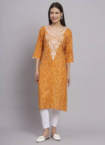 Grab These Beautiful Looking Readymade Long Kurti.These Kurti is Fabricated On Cotton.