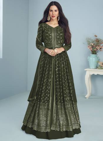 Partywear Designer Mahendi Heavy Blooming Fox Georgette suit