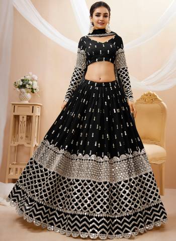 For A Fancy Designer Look,Grab These Lehenga Choli With Dupatta in Fine Colored.These Lehenga, Choli are GEORGETTE  and  Dupatta SOFT NET.