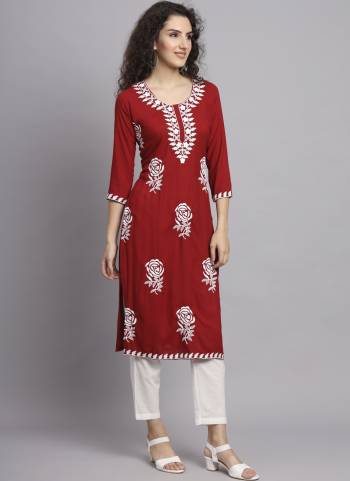 Grab These Beautiful Looking Readymade Long Kurti.These Kurti is Fabricated On Rayon.