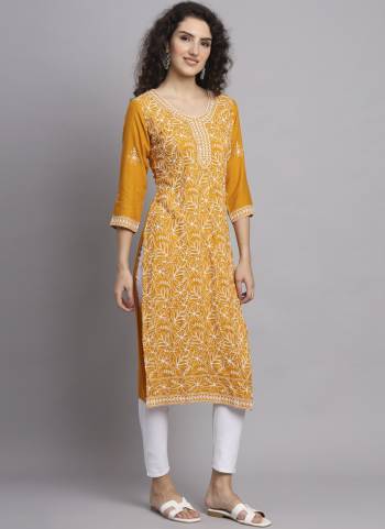 Grab These Beautiful Looking Readymade Long Kurti.These Kurti is Fabricated On Rayon.