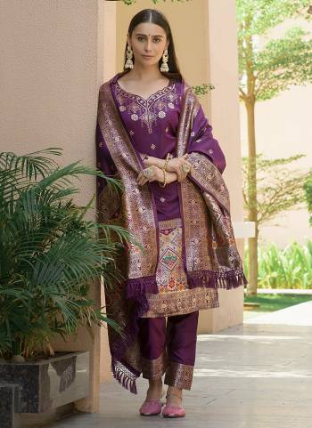 Attrective These Designer Suit in Fine Colored Pair With Bottom And Dupatta.