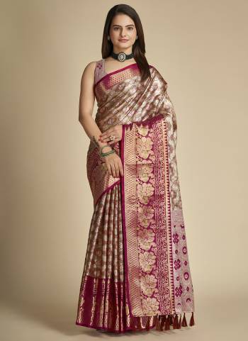 Garb This Partywear Saree Paired With Blouse In Fine Color.This Saree And Blouse Are Tissue Silk Based Fabric With Weaving Jacquard Designer. Buy This Pretty Saree Now.