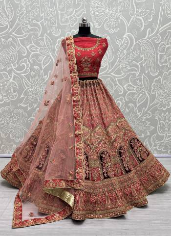 For A Fancy Designer Look,Grab These Lehenga Choli With Dupatta in Fine Colored.These Lehenga And Choli Are Bridal Net And Dupatta Are Fabricated On Soft Net Pair.Its Beautified With Designer Fancy Multy Thread,Sequance,Dori Embroidery,Diamond Work.