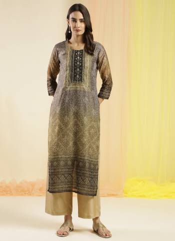 Garb These Beautiful Looking Readymade Kurti.These Kurtis Fabricated On Chinon With Cotton Inner.Its Beautified With Designer Digital Printed With Hand Work.