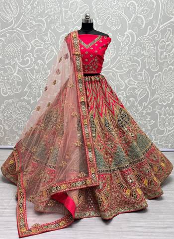 For A Fancy Designer Look,Grab These Lehenga Choli With Dupatta in Fine Colored.These Lehenga And Choli Are Silk And Dupatta Are Fabricated On Soft Net Pair.Its Beautified With Designer Fancy Multy Thread,Sequance,Dori Embroidery,Diamond Work.