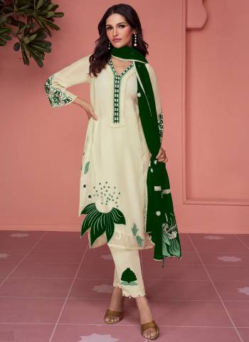 Attrective These Suit in Fine Colored Pair With Bottom And Dupatta.These Top And Bottom Are Faux Georgette And Pair With Faux Georgette Dupatta.Its Beautified With Santoon Inner.Its Beautified With Heavy Designer Thread,Mirror Floral Embroidery Work.