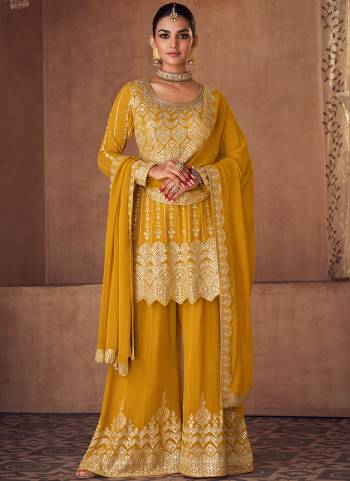 Attrective These Plazzo Suit in Fine Colored Pair With Bottom And Dupatta.These Top And Dupatta Are Fabricated On Faux Georgette Pair With Faux Georgette Bottom.Its Beautified With Santoon Inner.Its Beautified With Heavy Designer Embroidery Work.