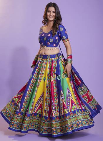 Attrective These Navratri Special Lehenga Choli in Fine Colored.These Lehenga Are Cotton And Blouse Are Cotton And Dupatta Are Fabricated On Cotton.Its Beautified With Designer  Hand Block Printed,Hand Work.