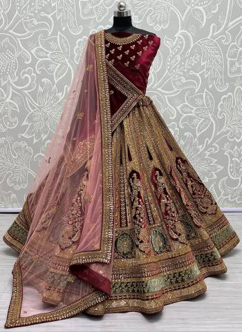 For A Fancy Designer Look,Grab These Lehenga Choli With 2 Dupatta in Fine Colored.These Lehenga And Choli Are Velvet And Dupatta Are Fabricated On Soft Net & Velvet Pair.Its Beautified With Designer Thread,Sequance,Jari,Dori Embroidery,Diamond Work.