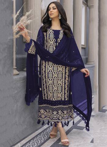 Attrective These Designer Suit in Fine Colored Pair With Bottom And Dupatta.These Top And Dupatta Are Fabricated On Faux Georgette Pair With Santoon Bottom.Its Beautified With Santoon Inner.Its Beautified With Heavy Designer Embroidery Work.