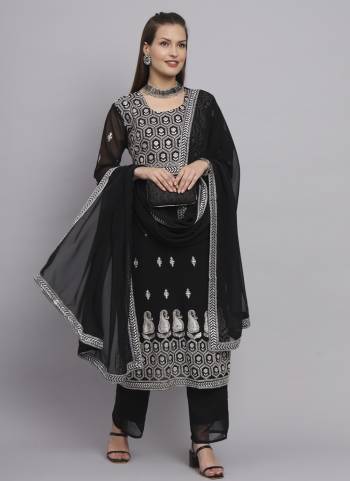 Attrective Looking These Beautiful Looking Readymade Nyra Cut Suits.These Top ,Bottom And Dupatta is Fabricated On Georgette.Its Beautified With Designer Lucknowi Chickenkari Embroidery Work.