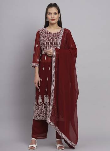 Attrective Looking These Beautiful Looking Readymade Nyra Cut Suits.These Top ,Bottom And Dupatta is Fabricated On Georgette.Its Beautified With Designer Lucknowi Chickenkari Embroidery Work.